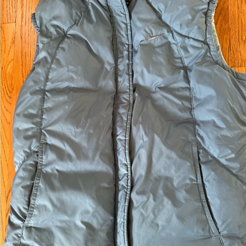 Ladies Nike Reversible Puffer Vest  Size Medium